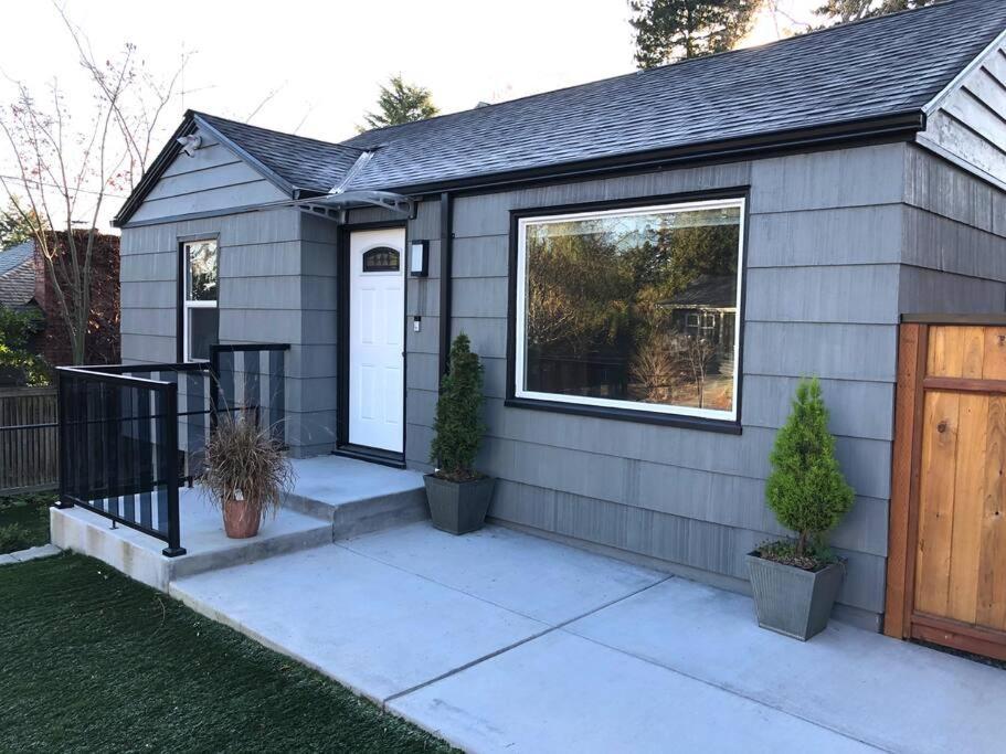 Cozy Crown Hill Carkeek Cottage W/3 Beds, Full Kitchen & Backyard In North סיאטל מראה חיצוני תמונה