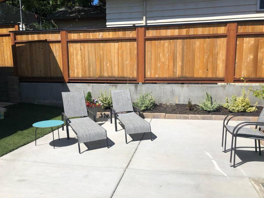 Cozy Crown Hill Carkeek Cottage W/3 Beds, Full Kitchen & Backyard In North סיאטל מראה חיצוני תמונה