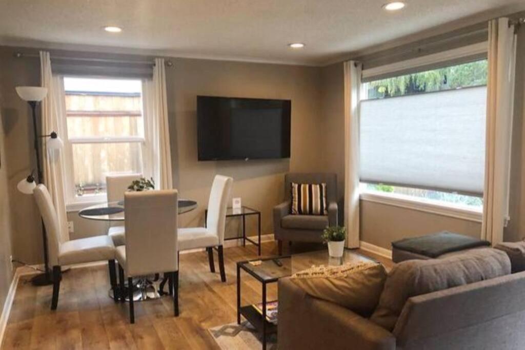 Cozy Crown Hill Carkeek Cottage W/3 Beds, Full Kitchen & Backyard In North סיאטל מראה חיצוני תמונה