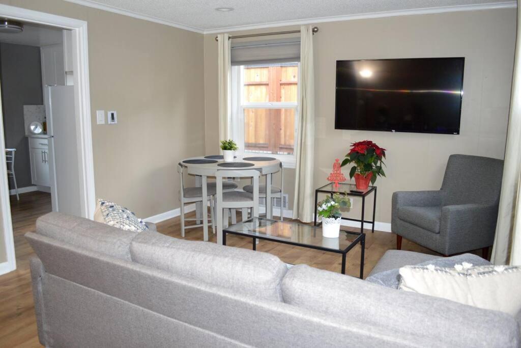 Cozy Crown Hill Carkeek Cottage W/3 Beds, Full Kitchen & Backyard In North סיאטל מראה חיצוני תמונה