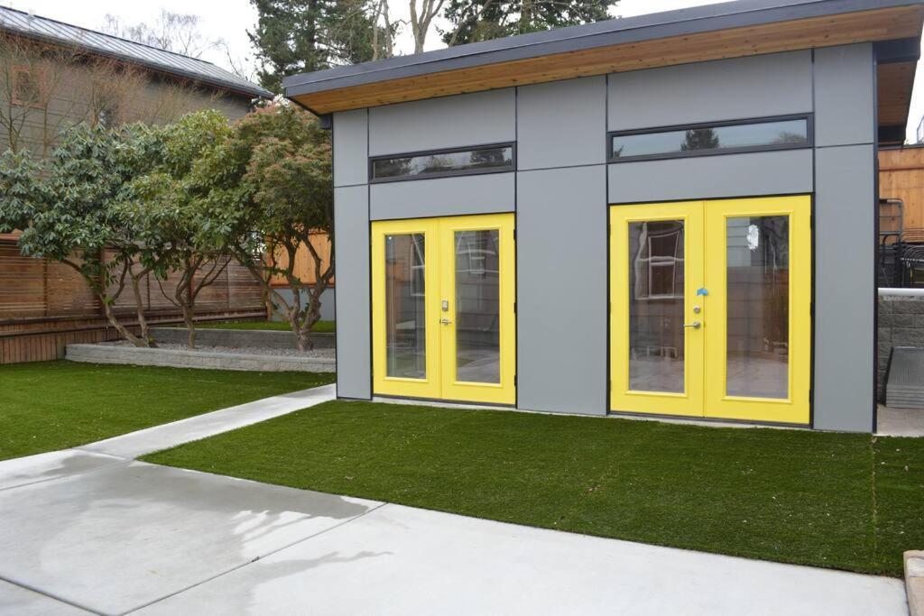 Cozy Crown Hill Carkeek Cottage W/3 Beds, Full Kitchen & Backyard In North סיאטל מראה חיצוני תמונה